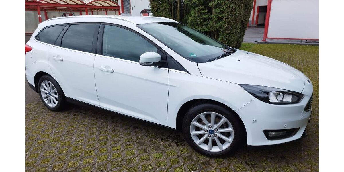 Ford Focus 118.000 km 9.600 &euro; Oer-Erkenschwick 45739