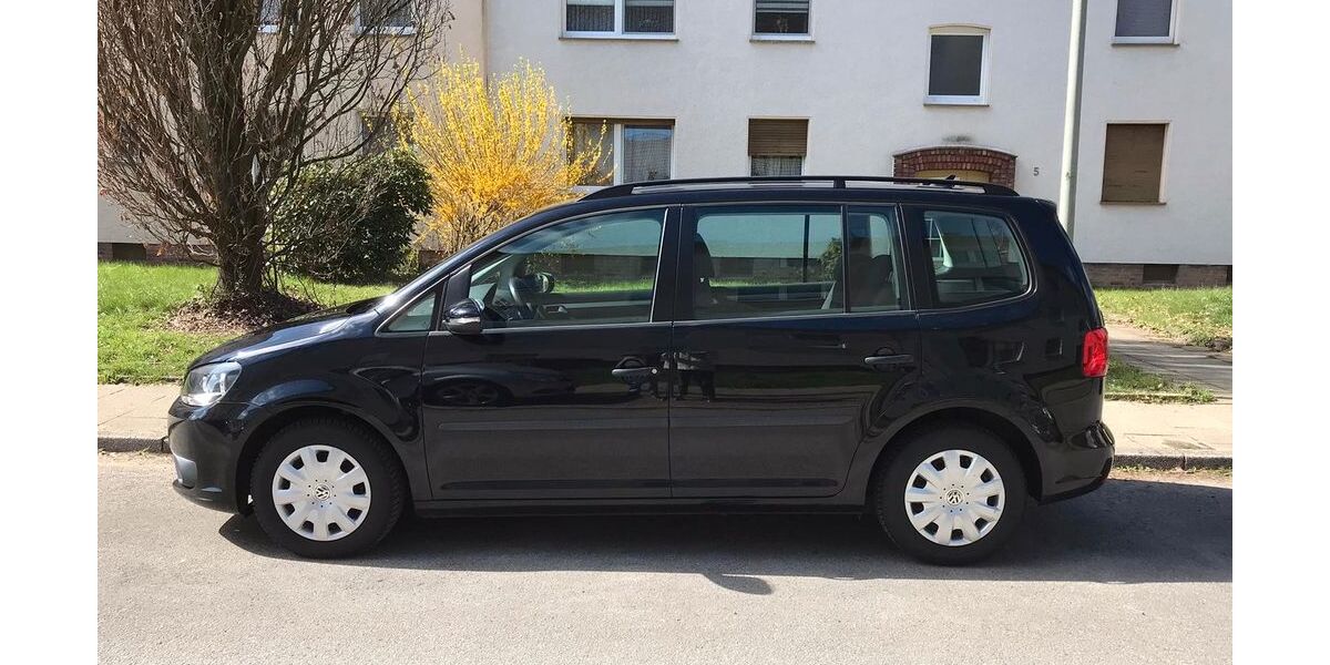 VW Touran 166.000 km 9.450 &euro; Bochum 44801