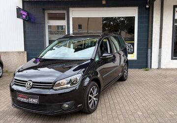 VW Touran 141.858 km 9.299 &euro; Lünen 44532