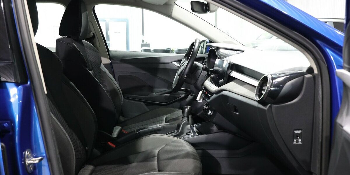 Skoda Fabia 1.0 TOUR RACE BLUE / LED / GROßES-DISPLAY 55.000 km 13.221 &euro; Hamm 59077