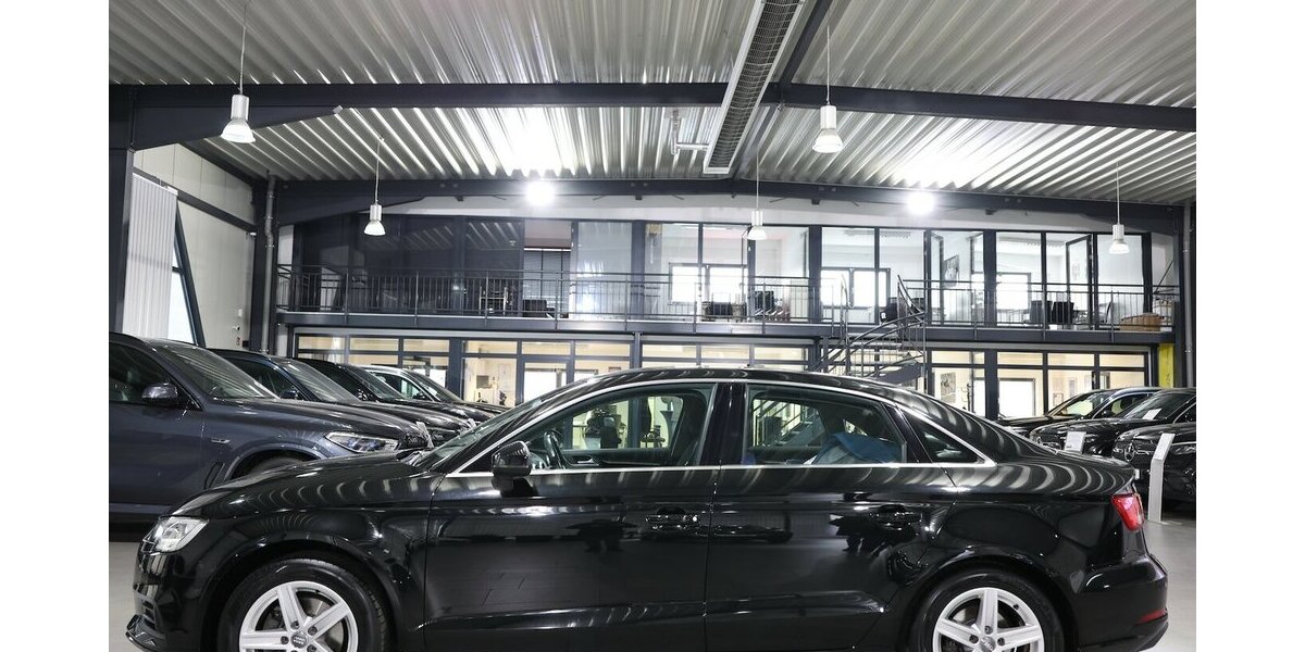 Audi A3 LIMOUSINE 1.4 TFSI BUSINESS / VIRTUAL-COCKPIT 119.000 km 16.333 &euro; Hamm 59077