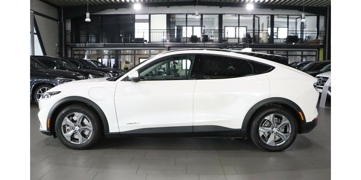 Ford Mustang Mach-E BANG & OLUFSEN / VIRTUAL COCKPIT 75.000 km 23.777 &euro; Hamm 59077