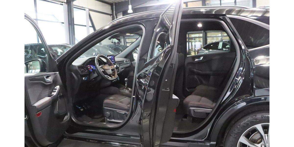 Ford Kuga 2.0 ECOBLUE STYLE ST-LINE SPORT BLACK / LED 125.000 km 17.111 &euro; Hamm 59077