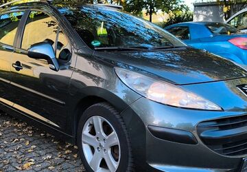 Peugeot 207 222.980 km 2.900 &euro; Recklinghausen 45665