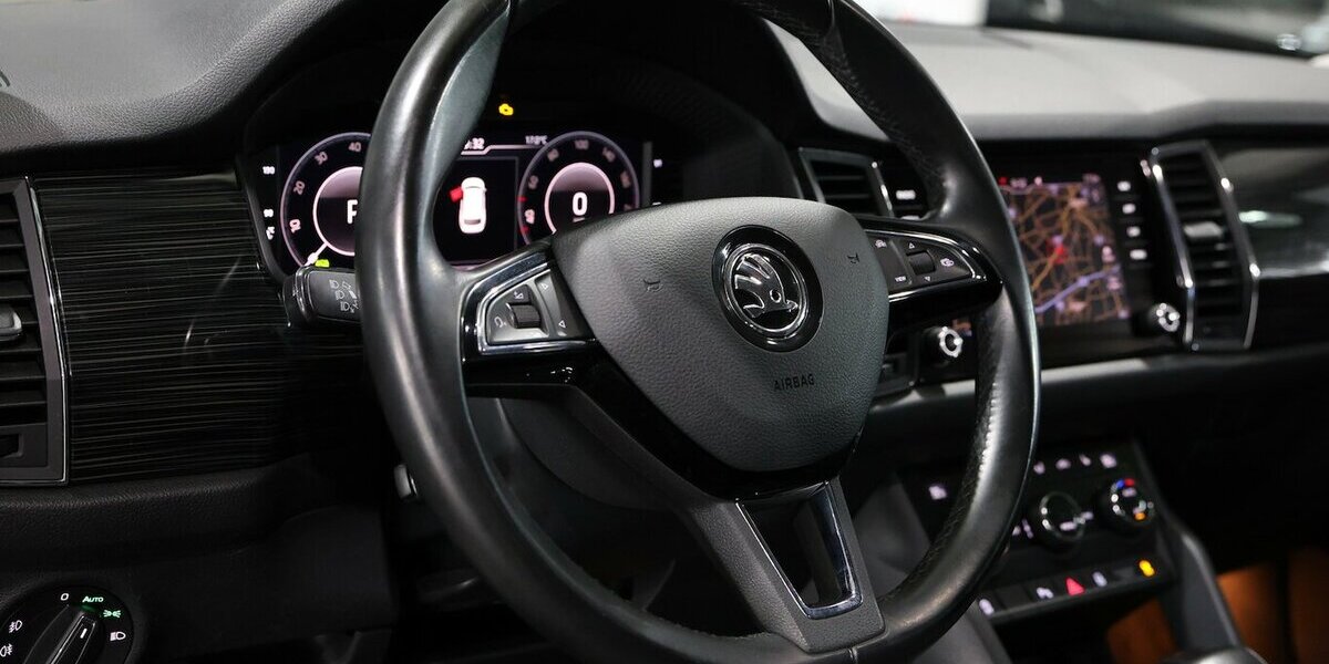 Skoda Kodiaq 2.0 TDI DSG STYLE / VIRTUAL-COCKPIT, LED 190.000 km 19.221 &euro; Hamm 59077