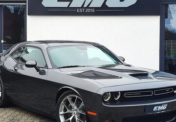 Dodge Challenger 65.000 km 28.890 &euro; Unna 59425