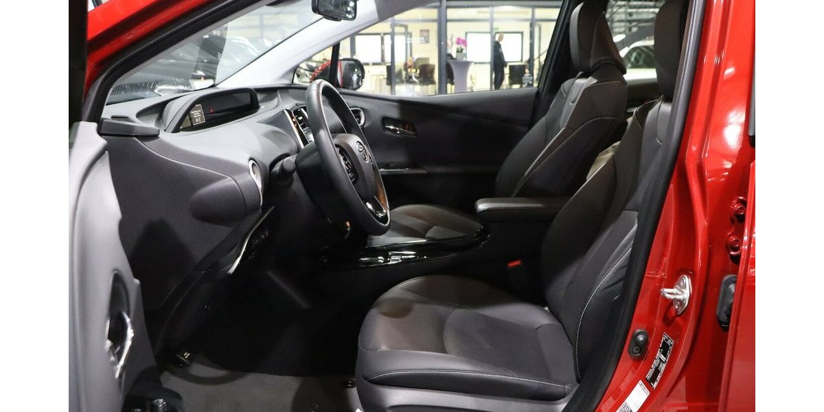 Toyota Prius Plug-in Hybrid EXECUTIVE / LED, VC+HEAD-UP 34.000 km 25.777 &euro; Hamm 59077