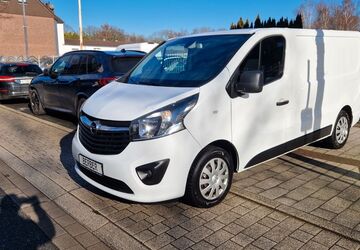 Opel Vivaro 182.619 km 8.990 &euro; Herten 45701