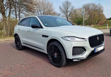 Jaguar F-Pace 64.200 km 37.900 &euro; BOCHUM 44805