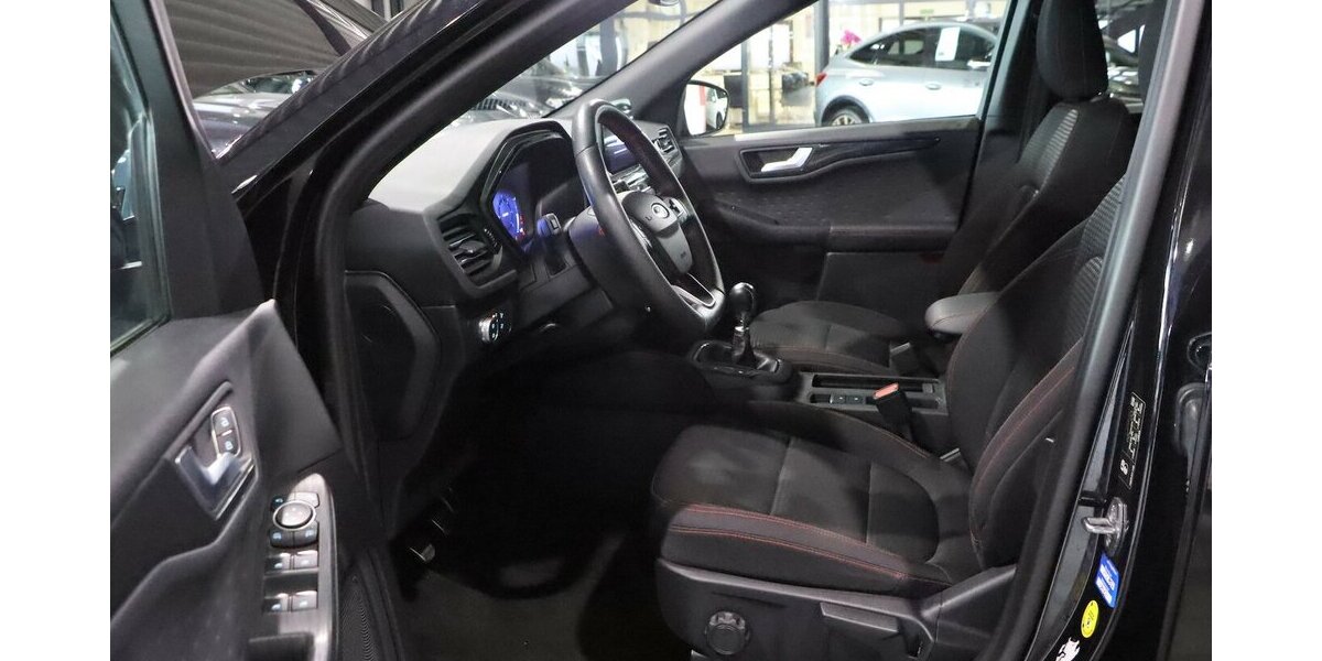 Ford Kuga 2.0 ECOBLUE STYLE ST-LINE SPORT BLACK / LED 125.000 km 17.111 &euro; Hamm 59077