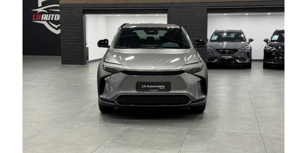 Toyota bZ4X 14.195 km 28.990 &euro; Lüdinghausen 59348