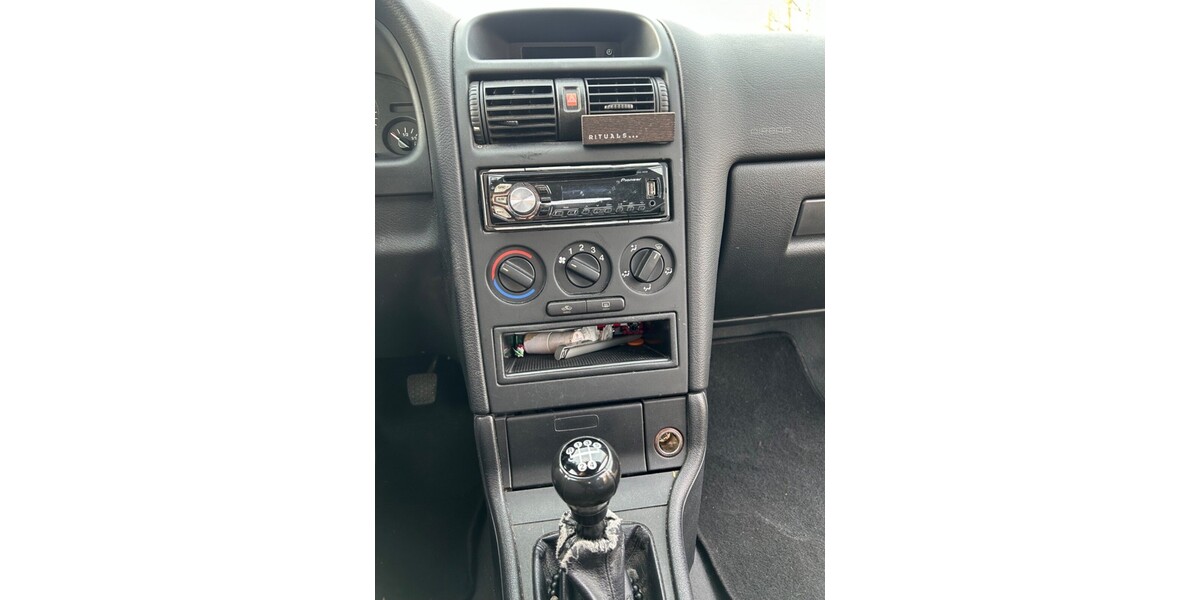 Opel Astra 151.000 km 1.650 &euro; Hamm 59065