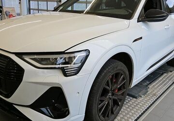 Audi e-tron 26.690 km 32.430 &euro; Hagen 58091