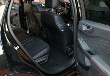 Ford Kuga 57.000 km 21.800 &euro; Kamen 59874