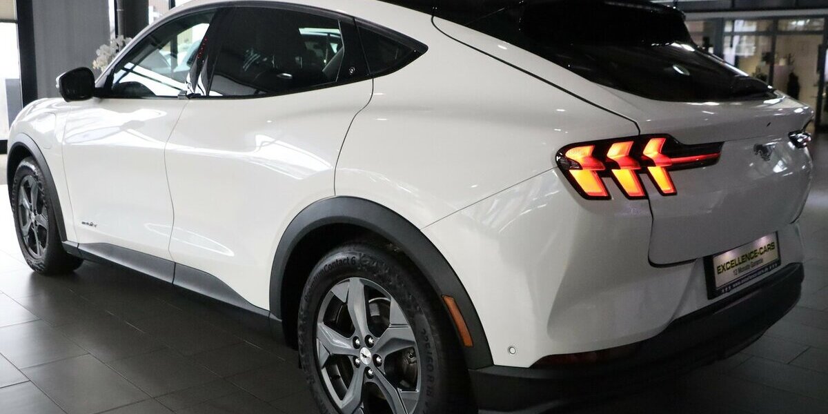 Ford Mustang Mach-E BANG & OLUFSEN / VIRTUAL COCKPIT 75.000 km 23.777 &euro; Hamm 59077