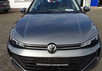 VW Passat Variant 27.887 km 28.850 &euro; Werl 59457