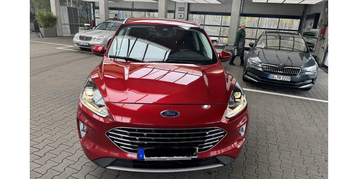 Ford Kuga 68.139 km 20.150 &euro; Dortmund 44135