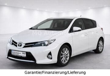 Toyota Auris 150.000 km 7.999 &euro; Recklinghausen, Germany 45661