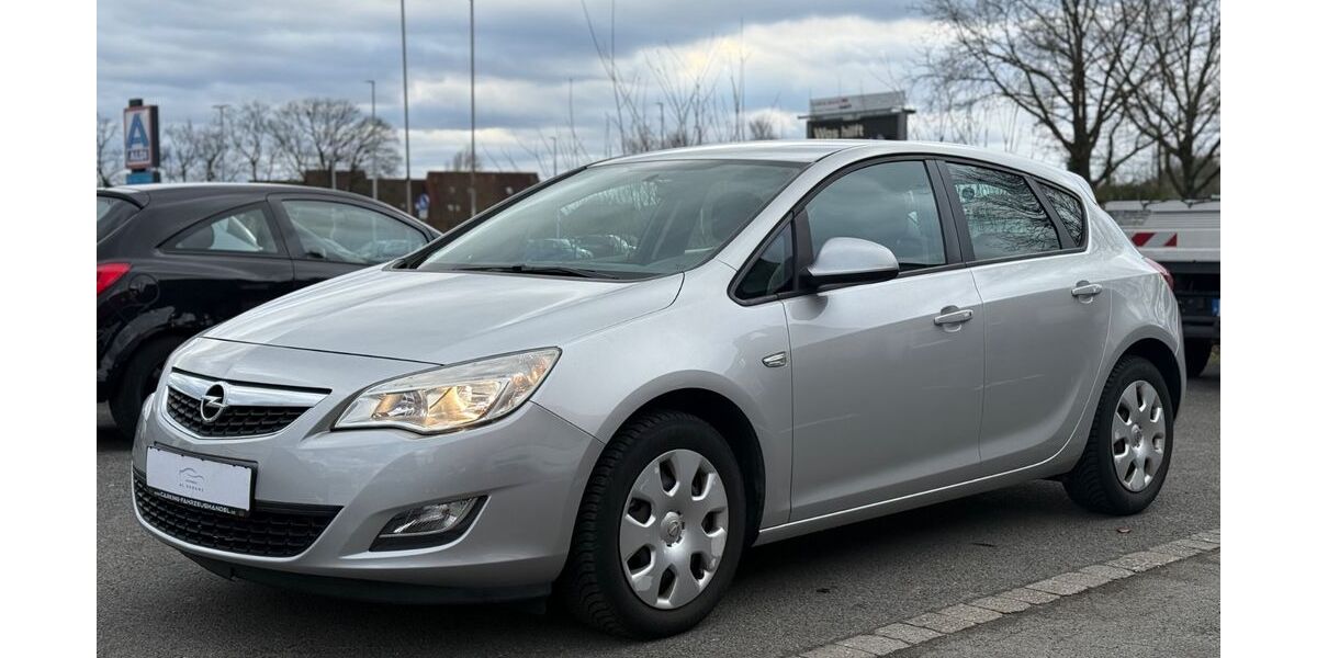 Opel Astra 166.000 km 3.999 &euro; Dülmen 48249