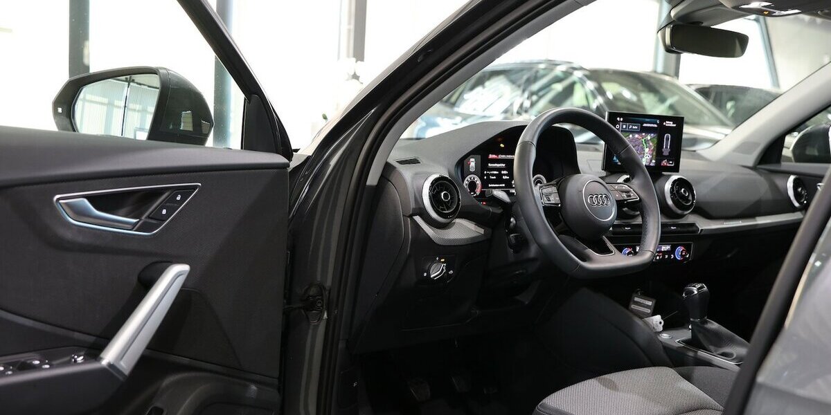 Audi Q2 30 TFSI S-LINE DAYTONA / LED, VC, ACC+LANE 10.000 km 24.555 &euro; Hamm 59077