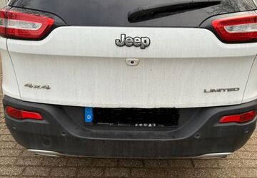 Jeep Cherokee 150.000 km 14.499 &euro; Dortmund 44328