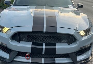 Ford Mustang 125.000 km 28.000 &euro; Dortmund 44339