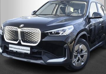 BMW iX1 9.000 km 33.880 &euro; Dülmen 48249