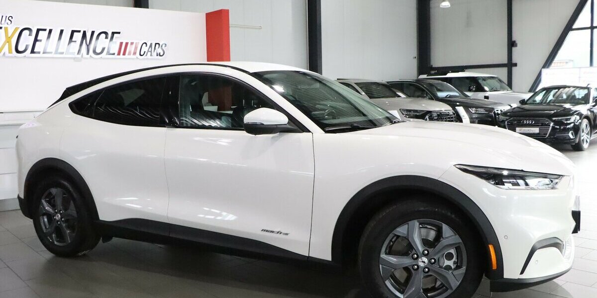 Ford Mustang Mach-E BANG & OLUFSEN / VIRTUAL COCKPIT 75.000 km 23.777 &euro; Hamm 59077