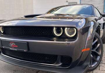 Dodge Challenger 105.000 km 30.600 &euro; Unna 59425