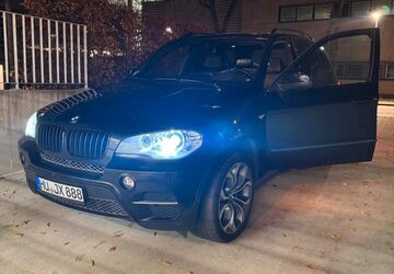 BMW X5 280.000 km 14.900 &euro; Dortmund 44388