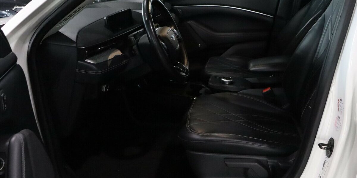 Ford Mustang Mach-E BANG & OLUFSEN / VIRTUAL COCKPIT 75.000 km 23.777 &euro; Hamm 59077