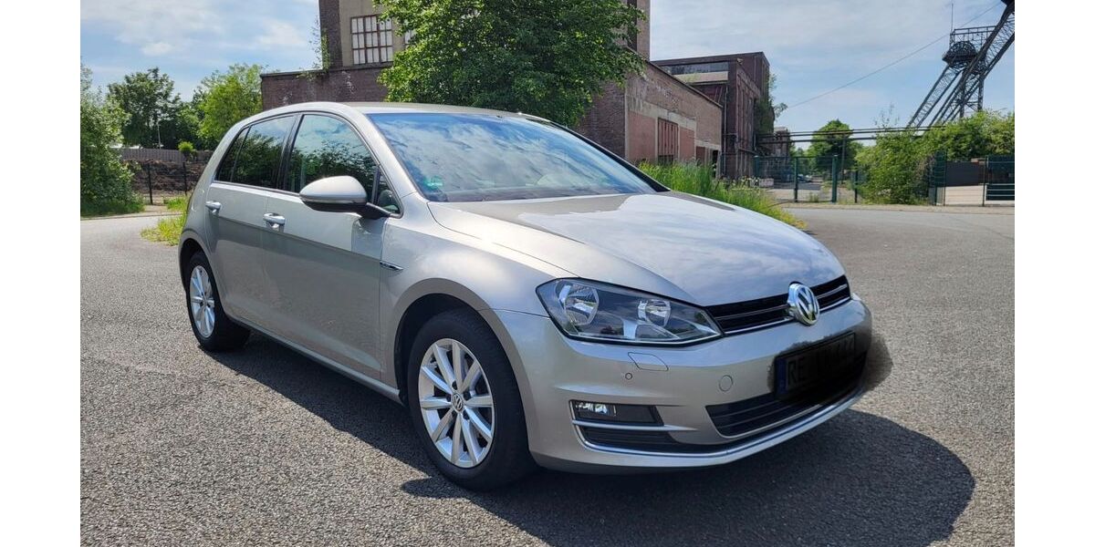 VW Golf 73.880 km 12.400 &euro; Recklinghausen 45663