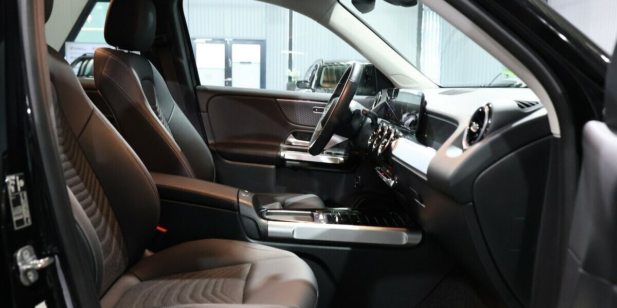 Mercedes-Benz GLB 200 d 4MATIC PROGRESSIVE-LINE SPORT WIDE 40.000 km 38.444 &euro; Hamm 59077