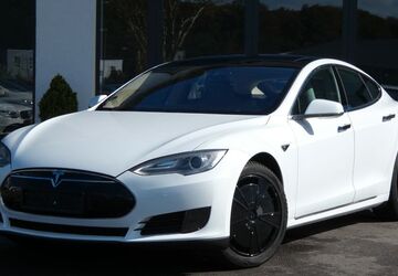 Tesla Model S 251.852 km 14.450 &euro; Bochum 44807