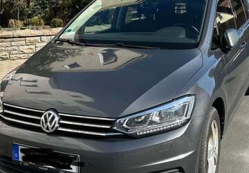 VW Touran 71.000 km 22.950 &euro; Wickede 58739