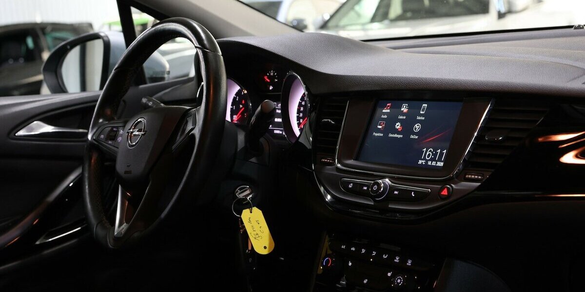 Opel Astra K ST 1.6 T ACTIVE 200-PS / APPLE+ANDROID 130.000 km 10.777 &euro; Hamm 59077