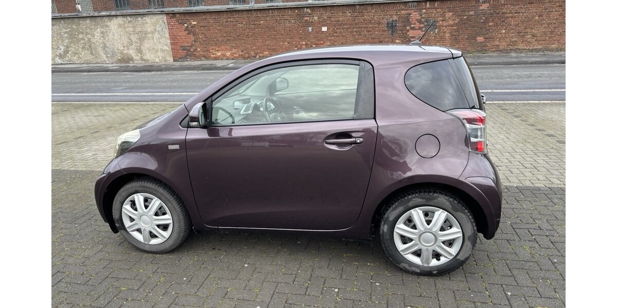 Toyota I Q 143.300 km 3.200 &euro; Holzwickede 59439