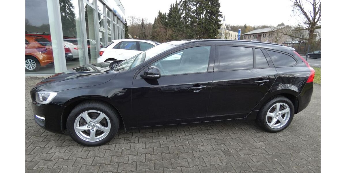 Volvo V60 97.000 km 14.490 &euro; Bergkamen 59192