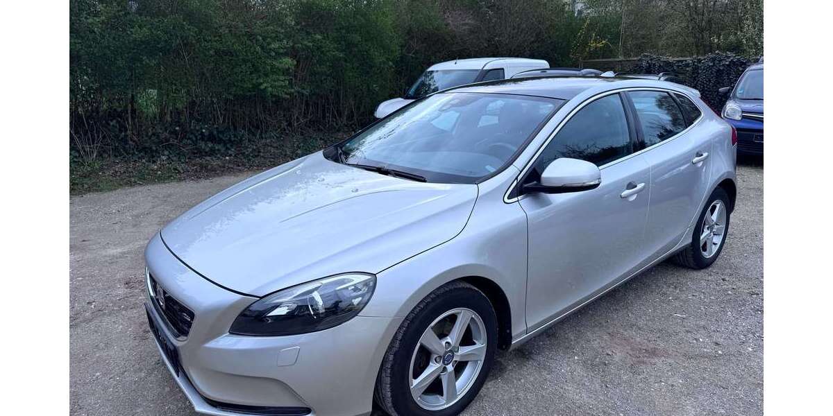 Volvo V40 133.000 km 7.800 &euro; Herne 44628