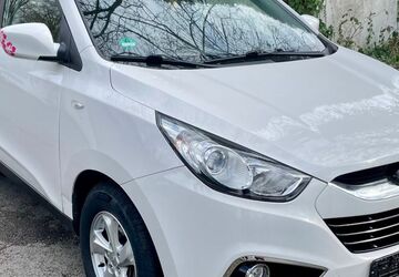 Hyundai ix35 119.000 km 6.750 &euro; Marl 45772