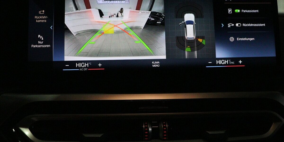 BMW 318d Touring SHADOW LEDER CURVED LED 3-ZONEN 40.000 km 30.555 &euro; Hamm 59077