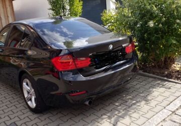 BMW 320 163.000 km 10.500 &euro; Recklinghausen 45661