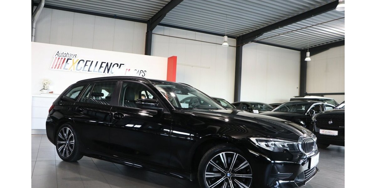 BMW 330d Touring ADVANTAGE / LED / LIVE+NAVI+ 149.000 km 22.777 &euro; Hamm 59077
