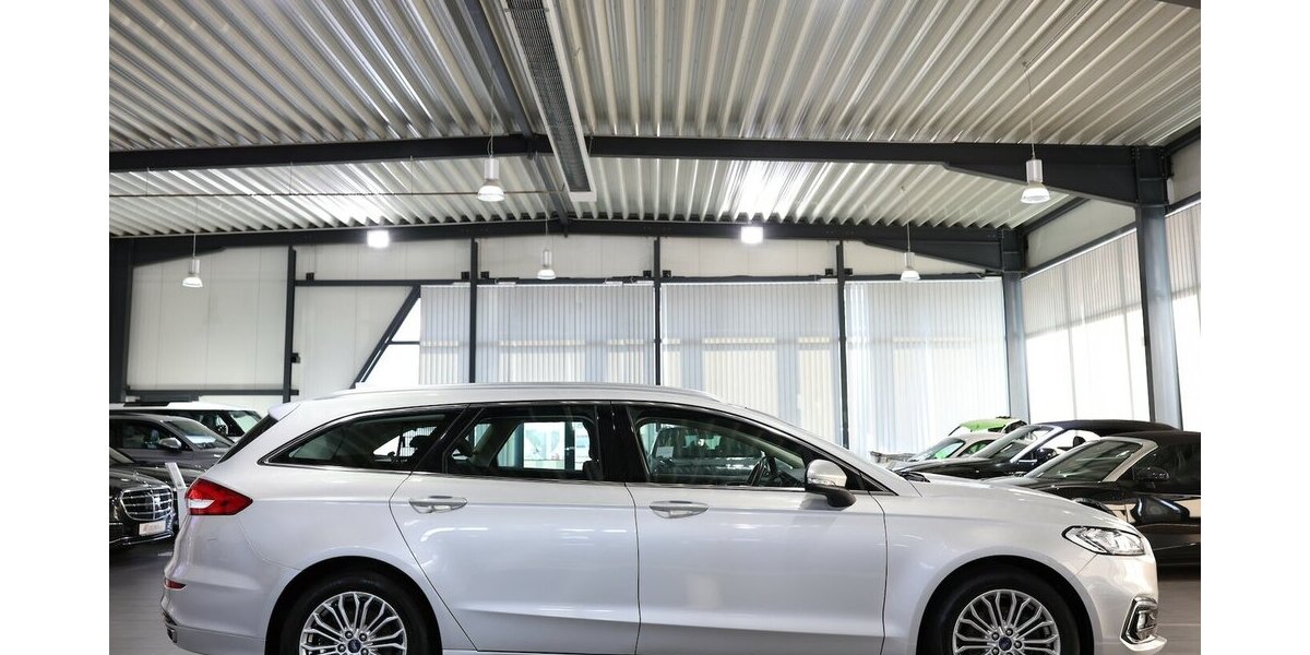 Ford Mondeo TUNIER 2.0 ECOBLUE TITANIUM / LED / AHK 145.000 km 17.111 &euro; Hamm 59077