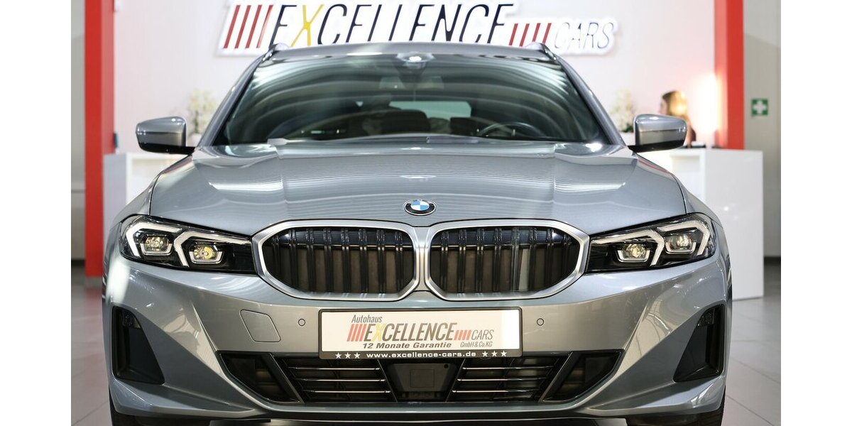 BMW 318d Touring ADVANTAGE CURVED+NAVI, LEDER, LED 67.000 km 29.777 &euro; Hamm 59077
