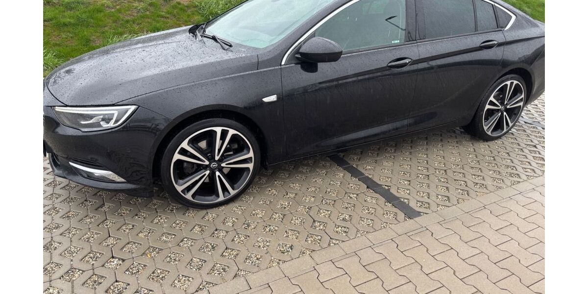 Opel Insignia 126.000 km 11.100 &euro; Welver 59514