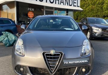 Alfa Romeo Giulietta 138.000 km 6.999 &euro; Hamm Westfalen 59065