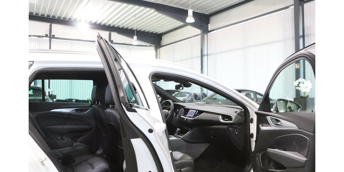 Opel Insignia 2.0 ST 4x4 OPC-LINE GSI WHITE / VC+HUD 140.000 km 19.111 &euro; Hamm 59077