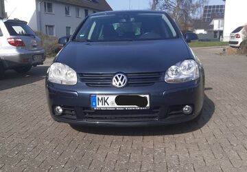 VW Golf 153.000 km 4.600 &euro; Menden 58708