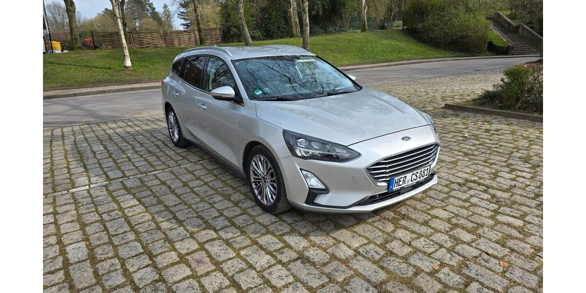 Ford Focus 142.000 km 13.500 &euro; Herne 44627